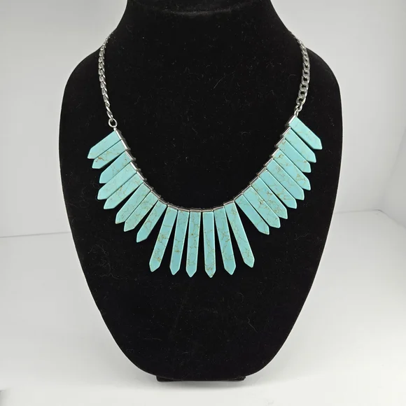 BaubleBar Turquoise Necklace - Picture 1 of 6